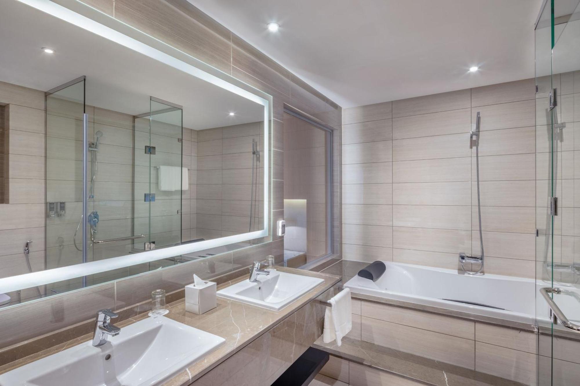 Four Points By Sheraton Jeddah Corniche Extérieur photo