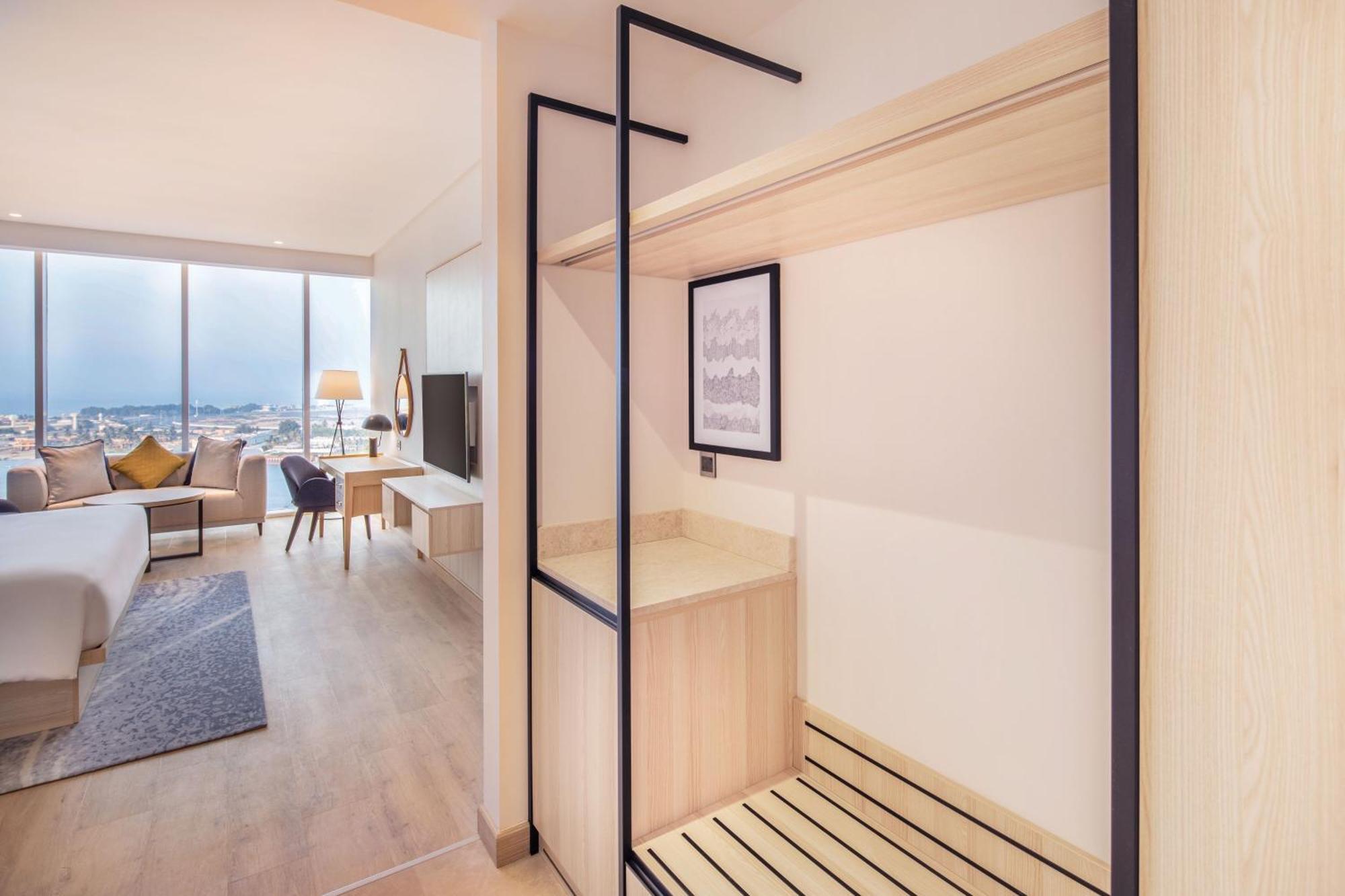 Four Points By Sheraton Jeddah Corniche Extérieur photo